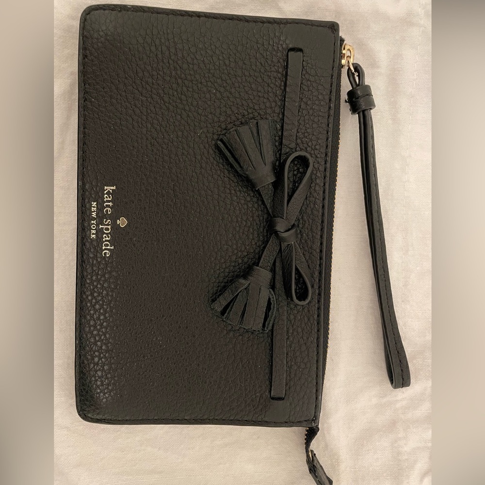 Black Kate spade Wristlet with Bow
